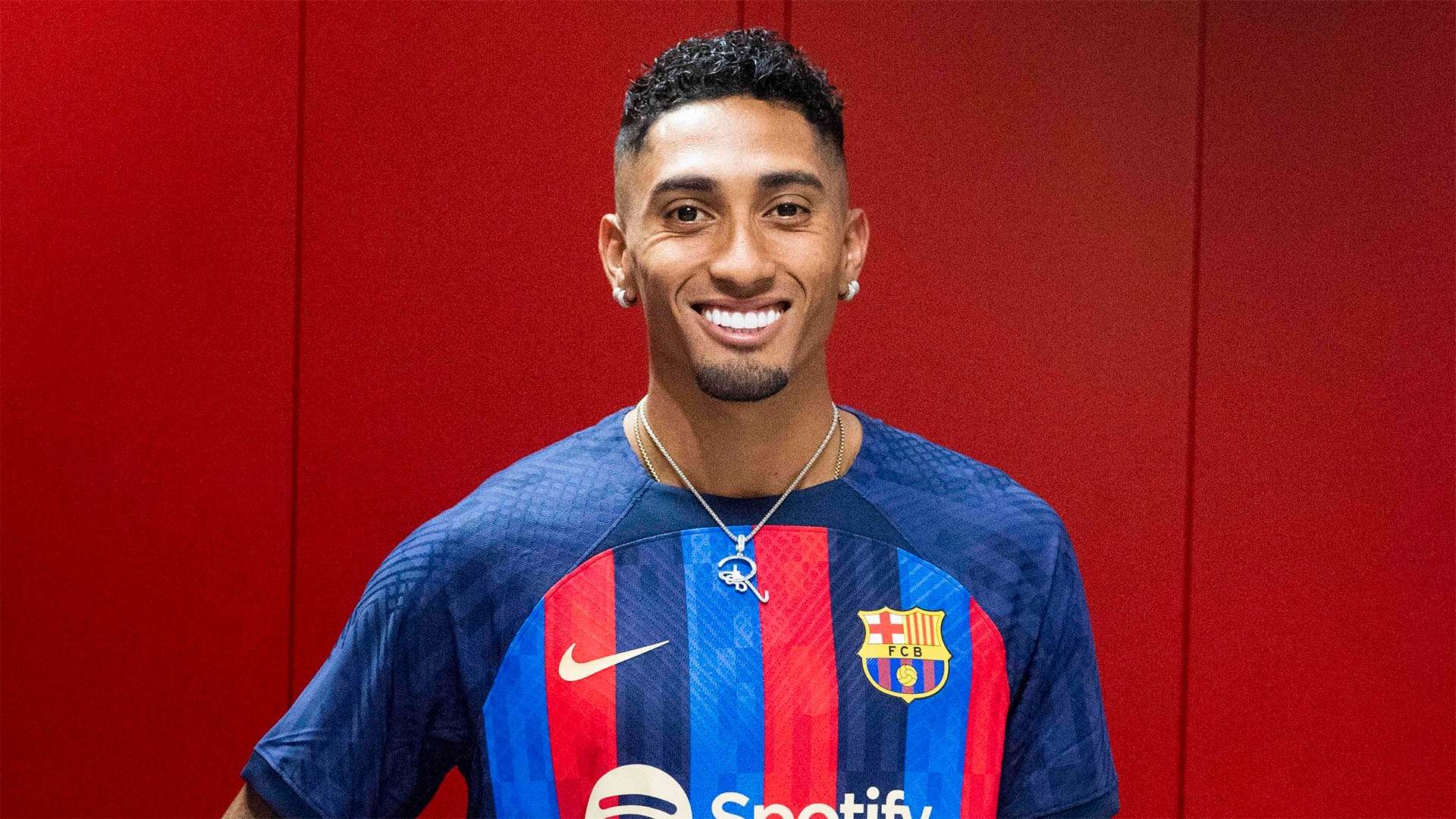 西的对抗中 西的对抗中