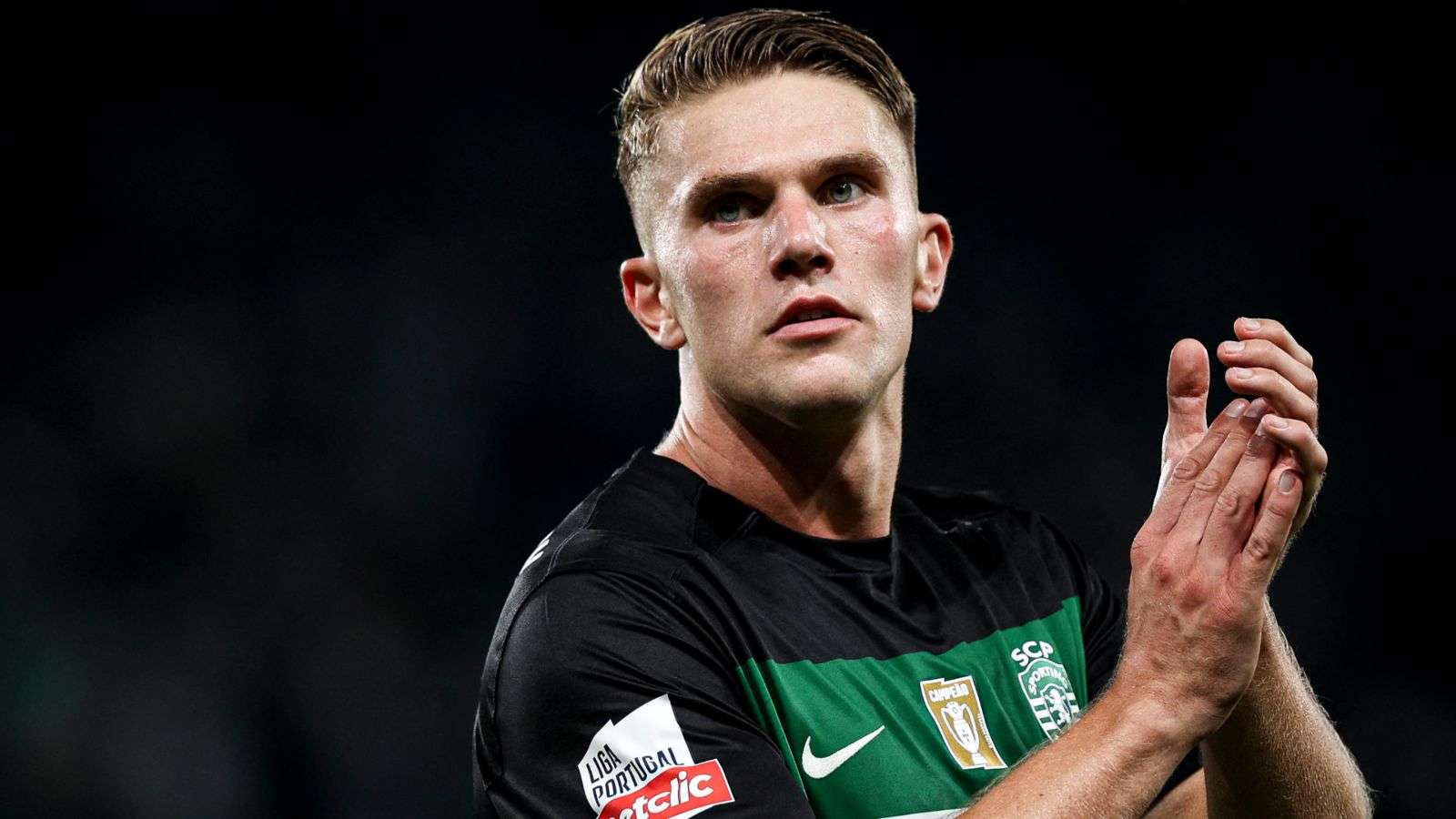 现出过人的 现出过人的