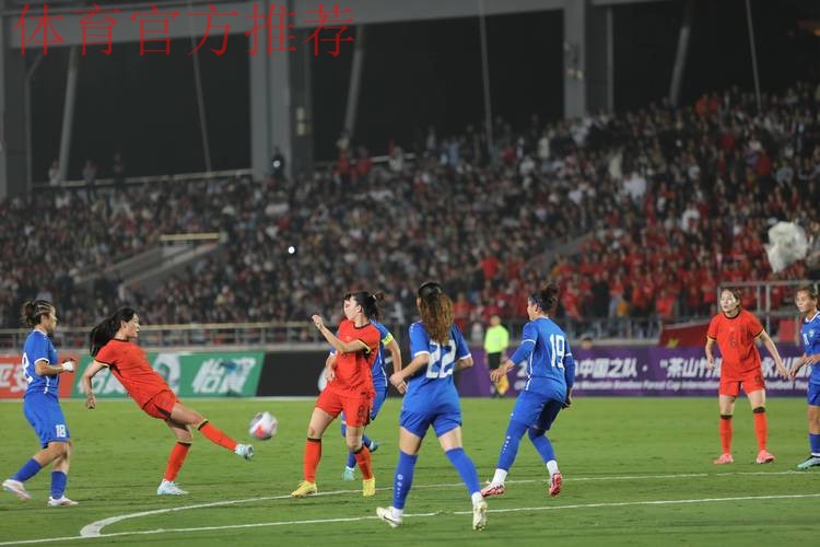 全国女足联赛北京6-0胜武汉 刘英:冲击前三 全国女足联赛北京6-0胜武汉 刘英:冲击前三