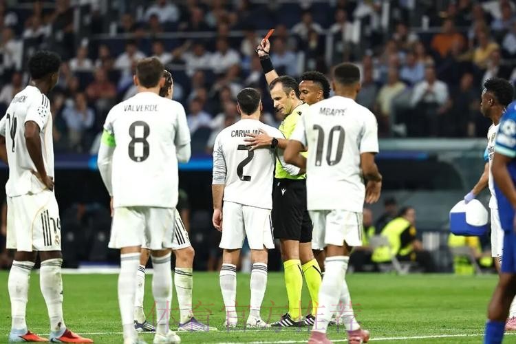 TA：阿诺德仍会转投皇马 凯莱赫大概率今夏离队